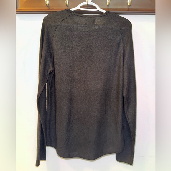 NWT Civil Society Charcoal Knit Men’s Top Size Small - Picture 6 of 7